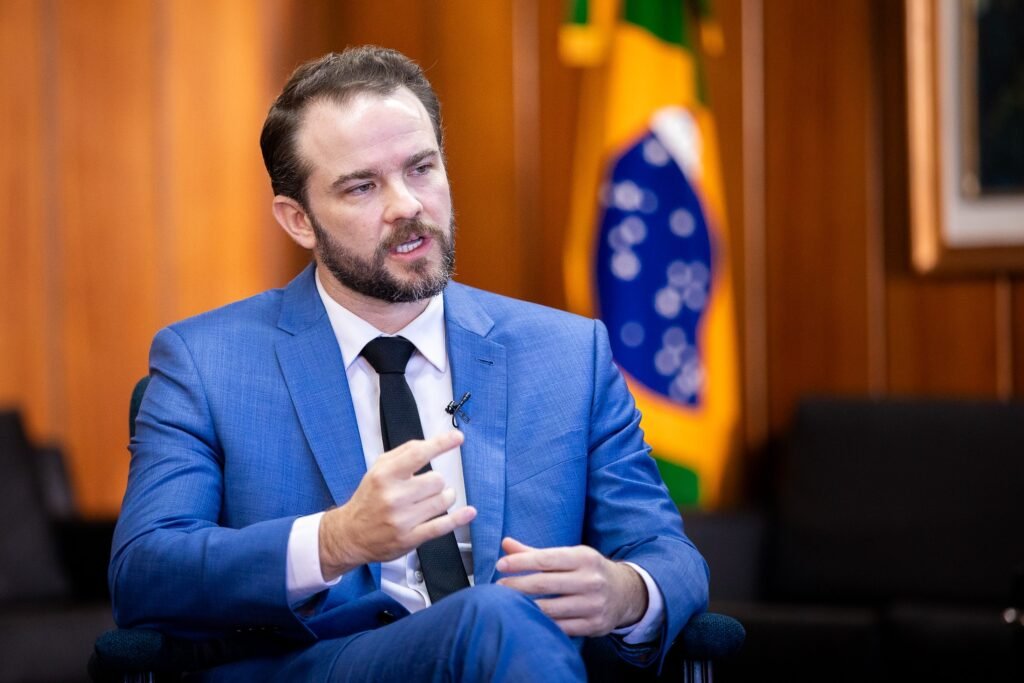 contratação assertiva assessores investimentos